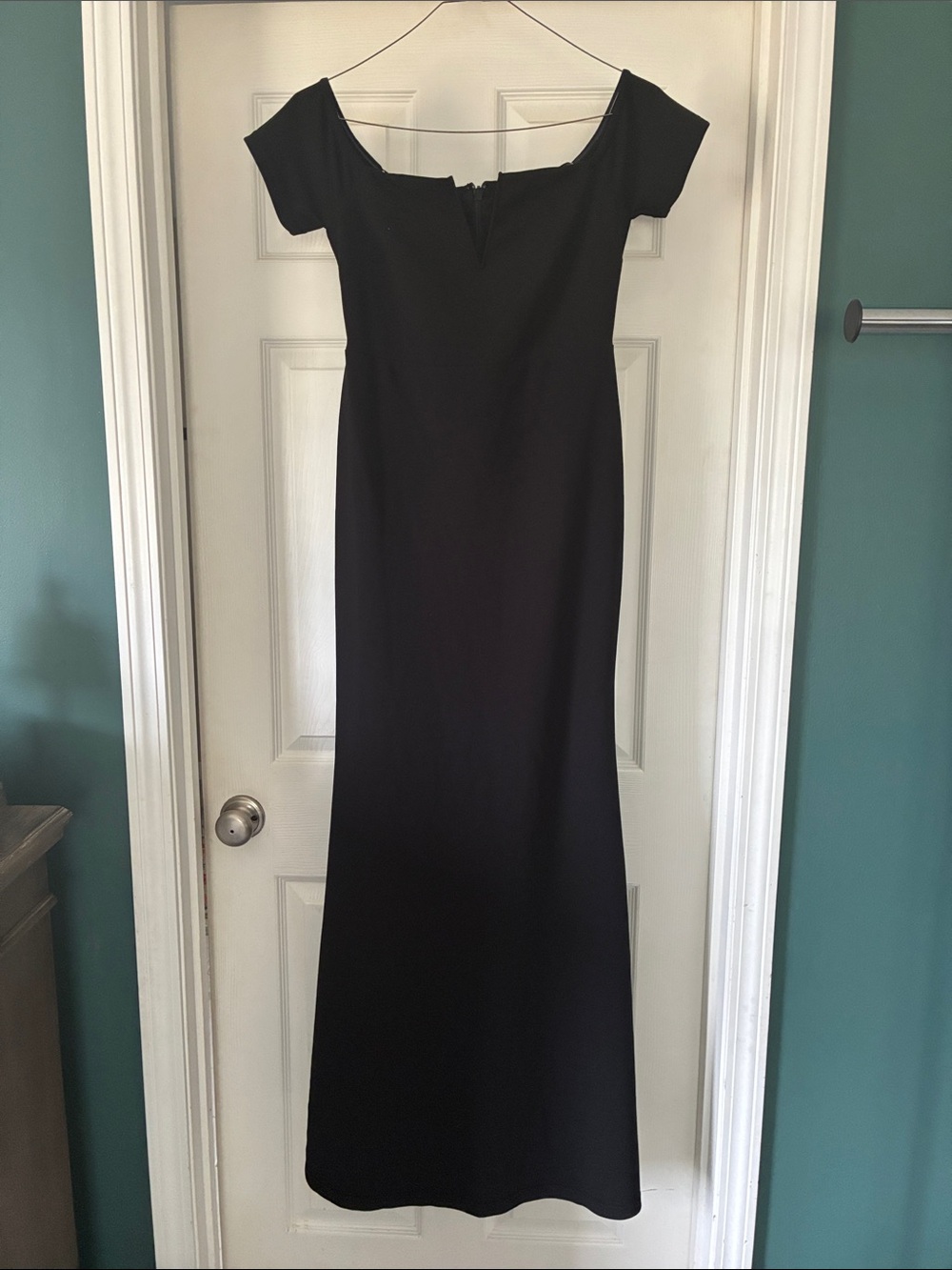 Lulu's Black Off-Shoulder Maxi Dress